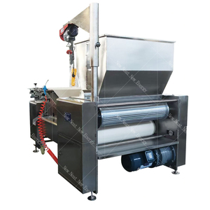 Nouvelle ligne de production automatique de friandises pour animaux de compagnie en acier inoxydable, machine de fabrication d'aliments pour chiens, pompe PLC, moteur à engrenages, haute efficacité - Product Image 5