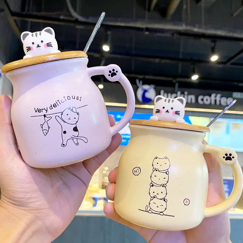 Tasse en céramique chat mignon avec couvercle et cuillère en bois chat 3D nouveau design 350ml couple chats de dessin animé tasse à lait pour femmes filles enfants