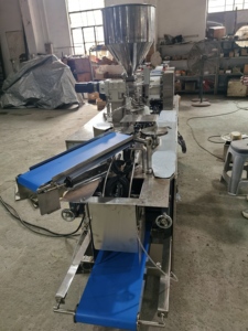 Machine automatique commerciale pour la fabrication d'empanadas à bords frisés, de Yau <span class=keywords><strong>Gok</strong></span>, de samosas et de pâtisseries frites fourrées - Product Image 5