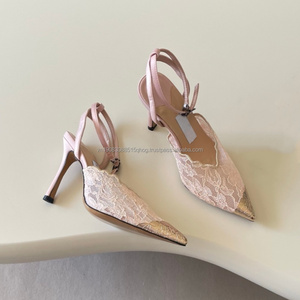 Escarpins de mariée Jim White à bout pointu en dentelle, talons aiguilles avec bride de cheville et boucle, tendance de la mode de luxe - Product Image 3