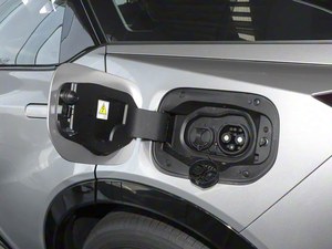 Nuovo SUV di Medie Dimensioni Toyo-ta BZ5 2025, Veicolo Elettrico Puro, Modello di Auto Usata, Veicoli a Nuova Energia - Product Image 2