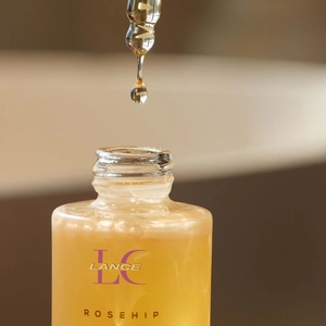 Etiqueta privada Orgánica Rosehip Face Oil Ligero Lujoso Glow Rejuvenate Repair Skin Collagen Rosehip Oil Serum - Product Image 5