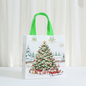 Bolsas de regalo navideñas Yan Yin Winter Forest de 20x20x9cm y 23x22x11cm, bolsas de tela laminada no tejida para fiestas navideñas - Product Image 3