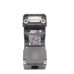 AZ15ZVRK 4A 230V nsnp ตัวควบคุมการเขียนโปรแกรม PLC โดยเฉพาะของแท้สินค้าใหม่ - Product Image 1