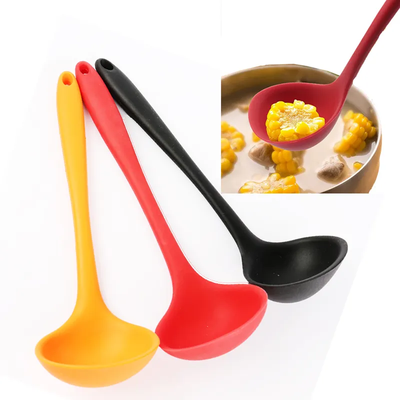 Cucchiaio da portata profondo da cucina in gomma senza cuciture antiaderente resistente al calore cucchiaio da cucina senza BPA cucchiaio da mestolo in Silicone Non tossico