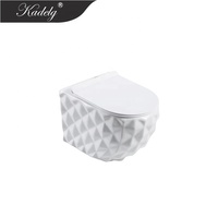 Cuvette de toilette à suspension murale allongée monobloc européenne de conception italienne la plus récente avec réservoir dissimulé et piège en P en céramique blanche