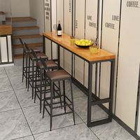 Nouvelle conception de table de bar longue en métal de style industriel vintage pour restaurant, cuisine, avec chaises et tables de bar à café en bois