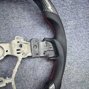 พวงมาลัยคาร์บอนไฟเบอร์สำหรับ Subaru WRX ขายส่ง เย็บมือ ตกแต่งรถยนต์ - Product Image 2