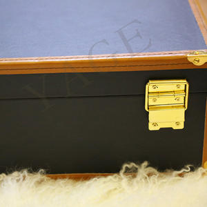 กล่องหีบสมบัติของหีบไม้สไตล์วินเทจคลาสสิกกล่องสี่เหลี่ยมผืนผ้าดีไซน์สำหรับจัดเก็บเสื้อผ้าและเครื่องประดับ - Product Image 3