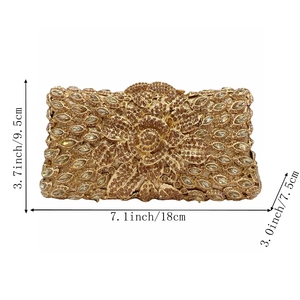 Sac de soirée pour femme en forme d'oreiller, orné de cristaux floraux centraux et de strass, pochette à chaîne amovible pour les fêtes - Product Image 6