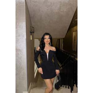 Vestido de Noche Corto Negro Laurel - Product Image 3