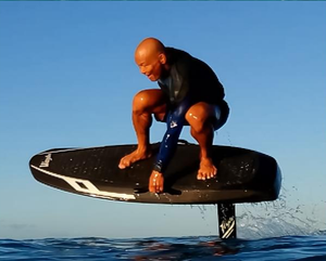 Tabla de Surf Hidroala Inteligente Ultraligera con Motor de 6000W y Fibra de Carbono Compuesta para Esquí Acuático y Surf Hidroala - Product Image 4