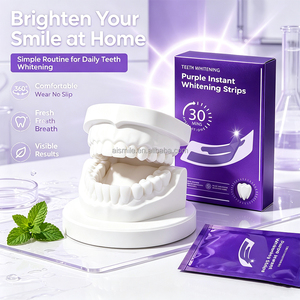 Strisce Sbiancanti V34 Viola Antiscivolo Approvate FDA CPSR, 14 Bustine, Strisce Bagnate al Mentolo per Sbiancamento Denti Sensibili - Product Image 1