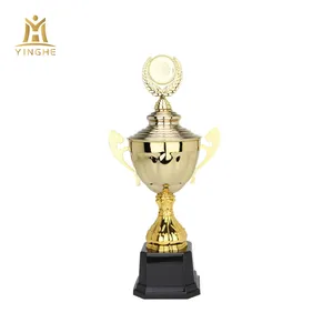 2019 New high quality plastic award trophies for Championship award