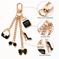 Ensemble de breloques porte-clés en alliage noir : nœud, lunettes de soleil, flacon de parfum, mini sac, pendentif chaussure à talon haut, anneau porte-clés, breloque pour sac à main, cadeau