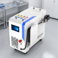 Nouvelle machine de nettoyage au laser à fibres pulsées 500W à effet de nettoyage optimal pour le traitement fin des métaux en acier inoxydable, portable