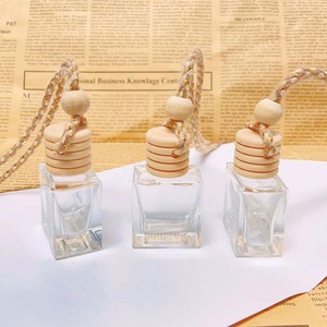 Factory Direct Sale High Quality 10ml Car Perfume Bottle With Wooden Lid Perfume Glass Container Refillable Perfume Bottle - Product Image 3