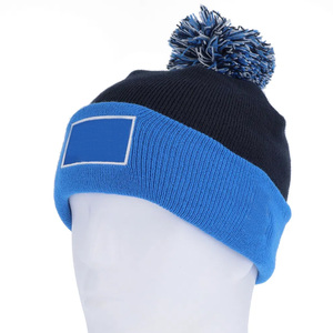 Bonnet d'hiver unisexe personnalisé en tricot avec pompon, doux et chaud, en acrylique, à revers, pour les sports de plein air et les tenues décontractées - Product Image 3