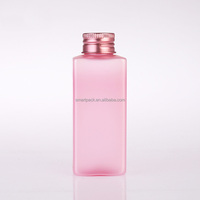 Emballage de lotion de soin de la peau de petite bouteille carrée rose givrée de 120ml 4oz contenant de liquide cosmétique avec bouchon en aluminium