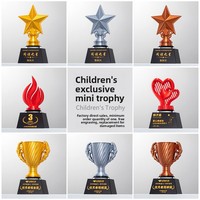 Trophée étoile à cinq branches doré, gaufré, nouvellement conçu, idéal pour récompenser les étudiants