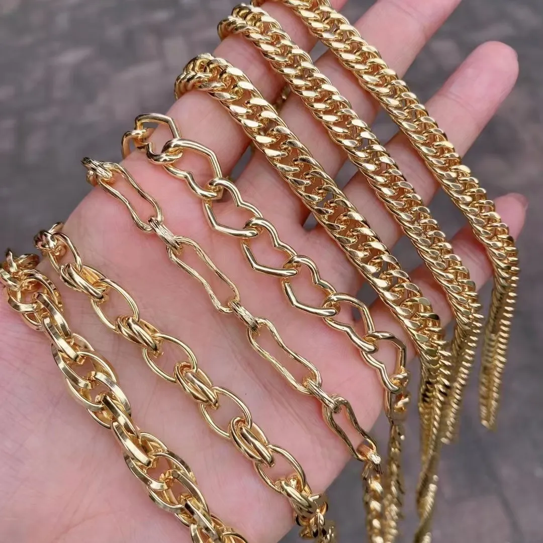 Fabrik Günstige Preis Kubanische Großhandels kette für die Herstellung von Armband Halskette Hochwertige Messing ketten in Bulk Vintage Link Chain Roll