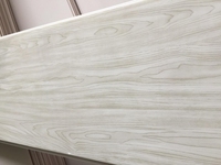 Panneaux de plafond en PVC perforés brillants ignifuges les plus vendus en gros avec grille de plafond pour hôtels, gymnases et hôpitaux - Imperméables