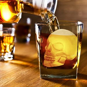 Moule à glaçons géant 3D en silicone en forme de crâne noir pour Halloween, alimenté par USB, compatible congélateur, pour whisky et boissons - Product Image 2