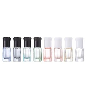 Wholesale in Stock 10ml Round Clear Surface Colorful Glass <b>Bottle</b> with Roll on for and <b>Plastic</b> Black Lid for Essential Oil - Product Image 6