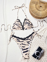 Modevolle dierenprint bikini met roze zijknoopjes en uitneembare gevoerde cups