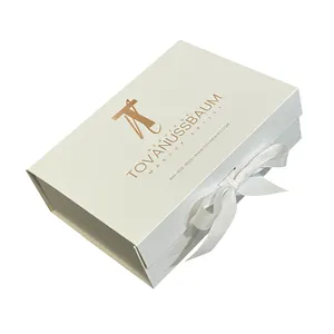 Boîte cadeau blanche de l'Aïd avec couvercle magnétique papier déchiqueté carton boîte cadeau magnétique de luxe en papier avec aimant