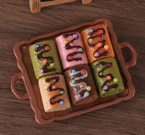 Miniatures de gâteaux roulés suisses réalistes en résine pour maison de poupée, accessoires de cuisine, fournitures de bricolage, vente en gros, fabricant - Product Image 5