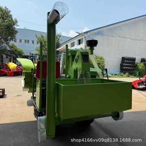 Mini Cosechadora Combinada de 28 Hp con Transmisión por Engranajes para Cosecha de Arroz y Granos, Multifuncional, Verde - Product Image 3