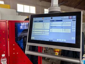 Dobladora de Chapa Metálica Semiautomática Sincronizada de 110/125 Toneladas, <span class=keywords><strong>3.2</strong></span> Metros, Doble Servo CNC, Motor de Rodamiento, para Acero Inoxidable - Product Image 3