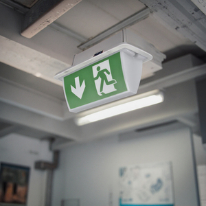 Ip65 Nominale Oplaadbare 3 Watt Led-Uitgangsteken Licht Binnen En Buiten Noodhulp Voor 3 Uur - Product Image 1