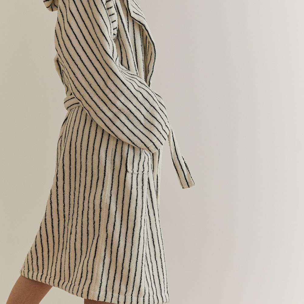 Black and white stripes-bathrope