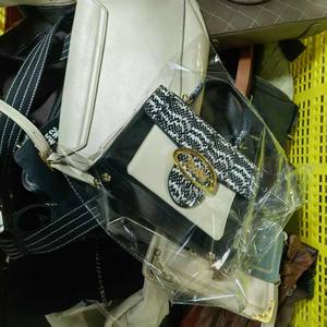 Bolsos Usados de <span class=keywords><strong>Segunda</strong></span> <span class=keywords><strong>Mano</strong></span> para Mujer, Alta Calidad, Buen Estado, Precio Bajo, <span class=keywords><strong>Compra</strong></span> al por Mayor en Fardos, B04 - Product Image 4