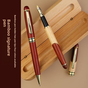 <span class=keywords><strong>Penna</strong></span> <span class=keywords><strong>Stilografica</strong></span> in Legno di Bambù 0.5mm con Cappuccio a Scatto, Regalo Perfetto per Laurea e Ufficio; Penne in Legno Personalizzabili Disponibili - Product Image 5
