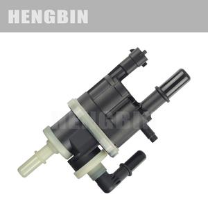 Solénoïde de canister à charbon, vanne de carburant, pièce moteur # 1160A1042E 68337662AC 05281451AB - Product Image 2