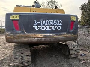 Excavatrice hydraulique Volvo EC210B d'occasion pour l'industrie minière, incluant moteur, boîte de vitesses et pompe, fournie par un fournisseur d'excavatrices de confiance - Product Image 2