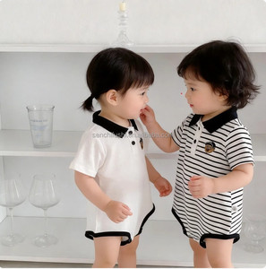 D1841 Combinaison d'été pour bébés garçons, super mignonne, fine, style polo, 100% coton, 100 jours - Product Image 1