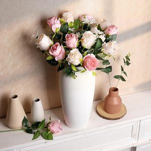 3 Têtes de roses artificielles en soie brûlée, effet vieilli, pour décoration de mariage et de maison - Product Image 4