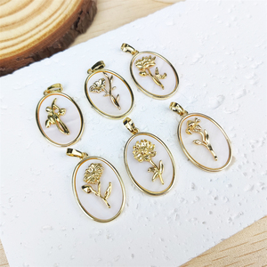 Pendentifs ovales en nacre <span class=keywords><strong>de</strong></span> coquillage blanc naturel, plaqués or 18 carats, motif <span class=keywords><strong>fleur</strong></span> <span class=keywords><strong>de</strong></span> <span class=keywords><strong>naissance</strong></span>, design vintage, pour création <span class=keywords><strong>de</strong></span> bijoux DIY - Product Image 4