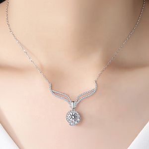 Collier en argent sterling 925 avec diamant moissanite, produit élégant et luxueux - Product Image 4
