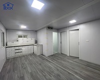Maison conteneur préfabriquée extensible de 20 pieds, résistante aux ouragans, avec 1 ou 2 chambres, salle à manger, cuisine, salle de bain et salon