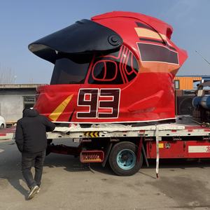 Chiosco Innovativo per Caffè a Forma di Casco da Moto - Unità Mobile per Catering di Caffè e Spuntini, Perfetta per l'Attivazione del Brand - Product Image 1