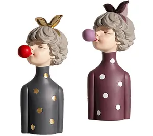 Piccolo Busto Statua Della Decorazione Della Casa Della Resina Statua Polka Dot Della Ragazza Che Soffia Bolle di Figurine Scultura