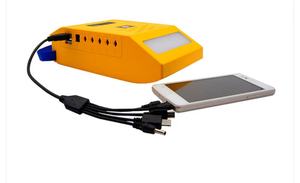 New Arrival 8 Wát năng lượng mặt trời hệ thống chiếu sáng Kit 2 wát LED Bulb trần ánh sáng xách tay FM Radio sạc điện thoại IP67 đánh giá 6000K - Product Image 5