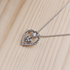 Collana con Ciondolo a Forma di Cuore 'I Love You to the Moon and Back' in Cristallo con Catena a Serpente ZRM per Donne e Coppie, Ideale per Anniversari - Product Image 4