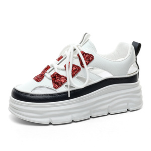 W3611 nouvelles chaussures pour femmes respirantes 2023 été à la mode creux semelle épaisse intérieur surélevé chaussures décontractées étudiant mode conseil chaussures - Product Image 5