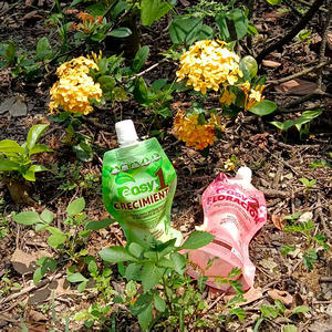 ถุงพลาสติกพีอีพิมพ์สี  แบบมีซิปล็อค  ชนิดตั้งได้  พร้อมจุกสำหรับใส่ปุ๋ย  ยาฆ่าแมลง  และของเหลวอื่นๆ - Product Image 5